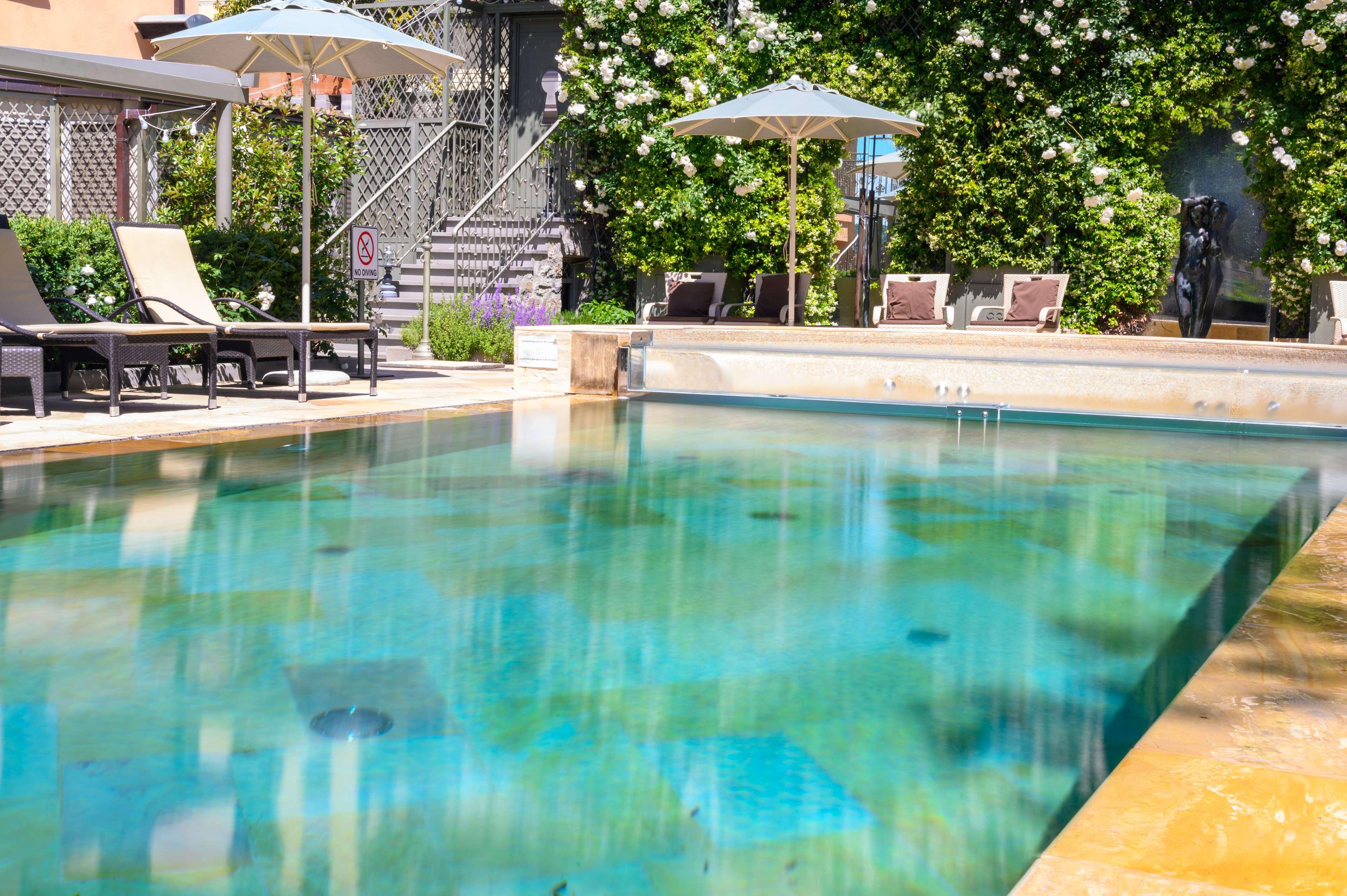 Ville Sull'Arno Firenze Esterno foto The swimming pool at the hotel