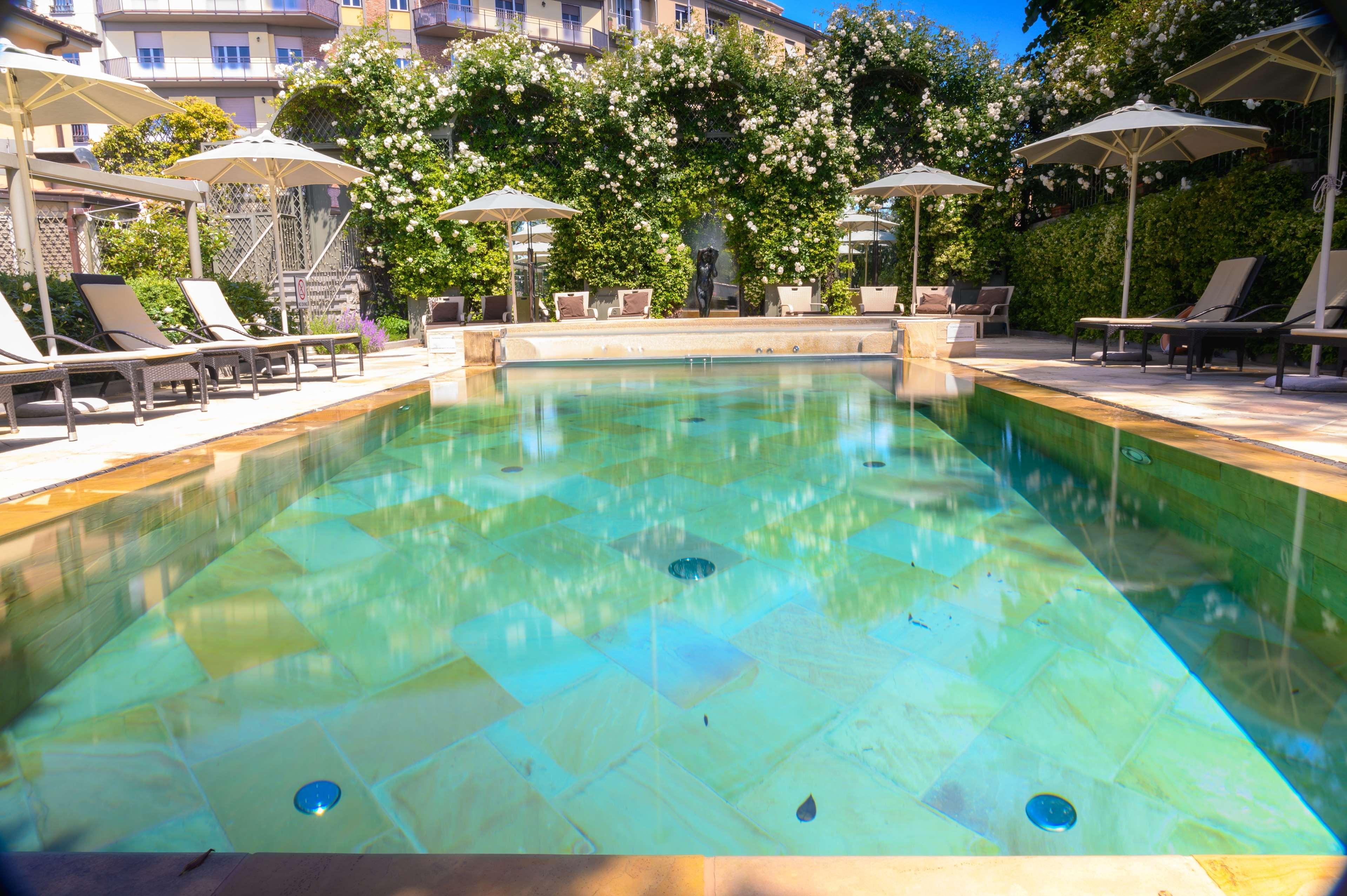 Ville Sull'Arno Firenze Esterno foto The swimming pool at the hotel