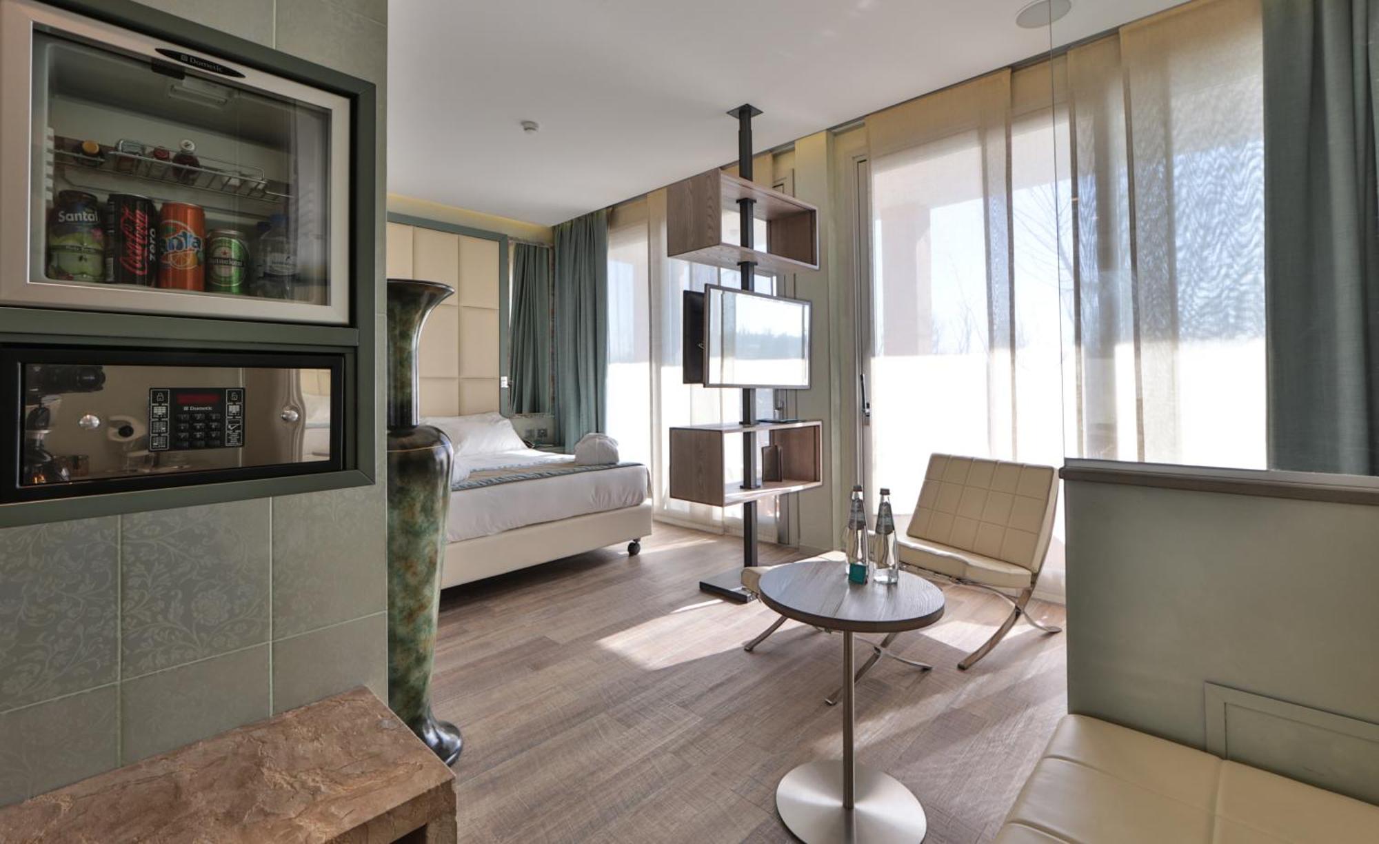 Ville Sull'Arno Firenze Esterno foto A room at the hotel