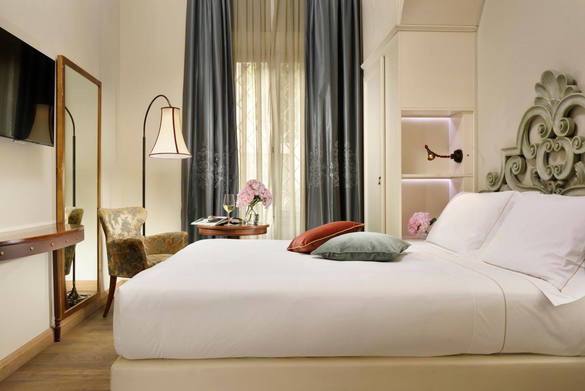 Ville Sull'Arno Firenze Esterno foto A room at the hotel