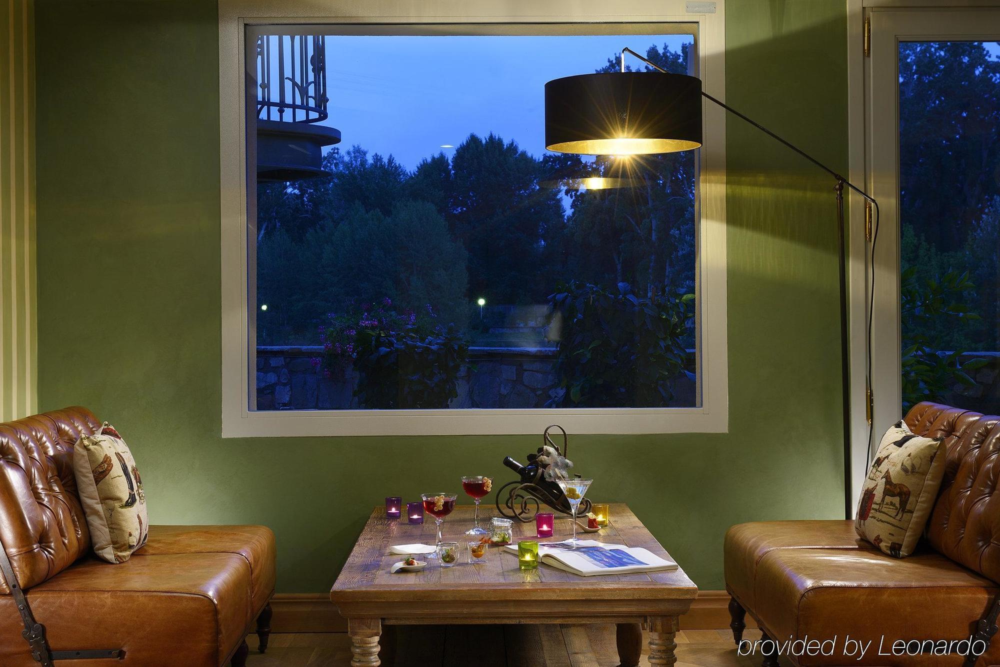 Ville Sull'Arno Firenze Esterno foto A floor lamp