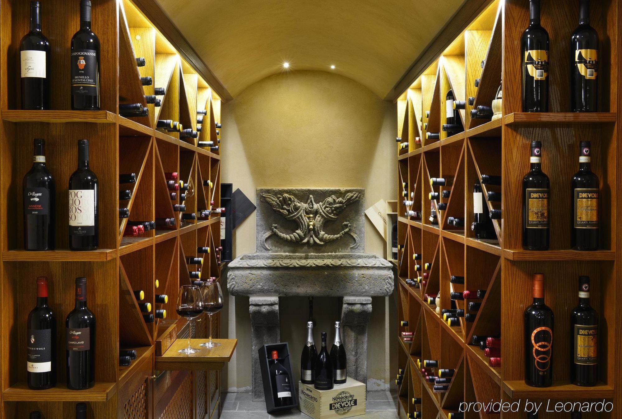Ville Sull'Arno Firenze Esterno foto Wine cellar
