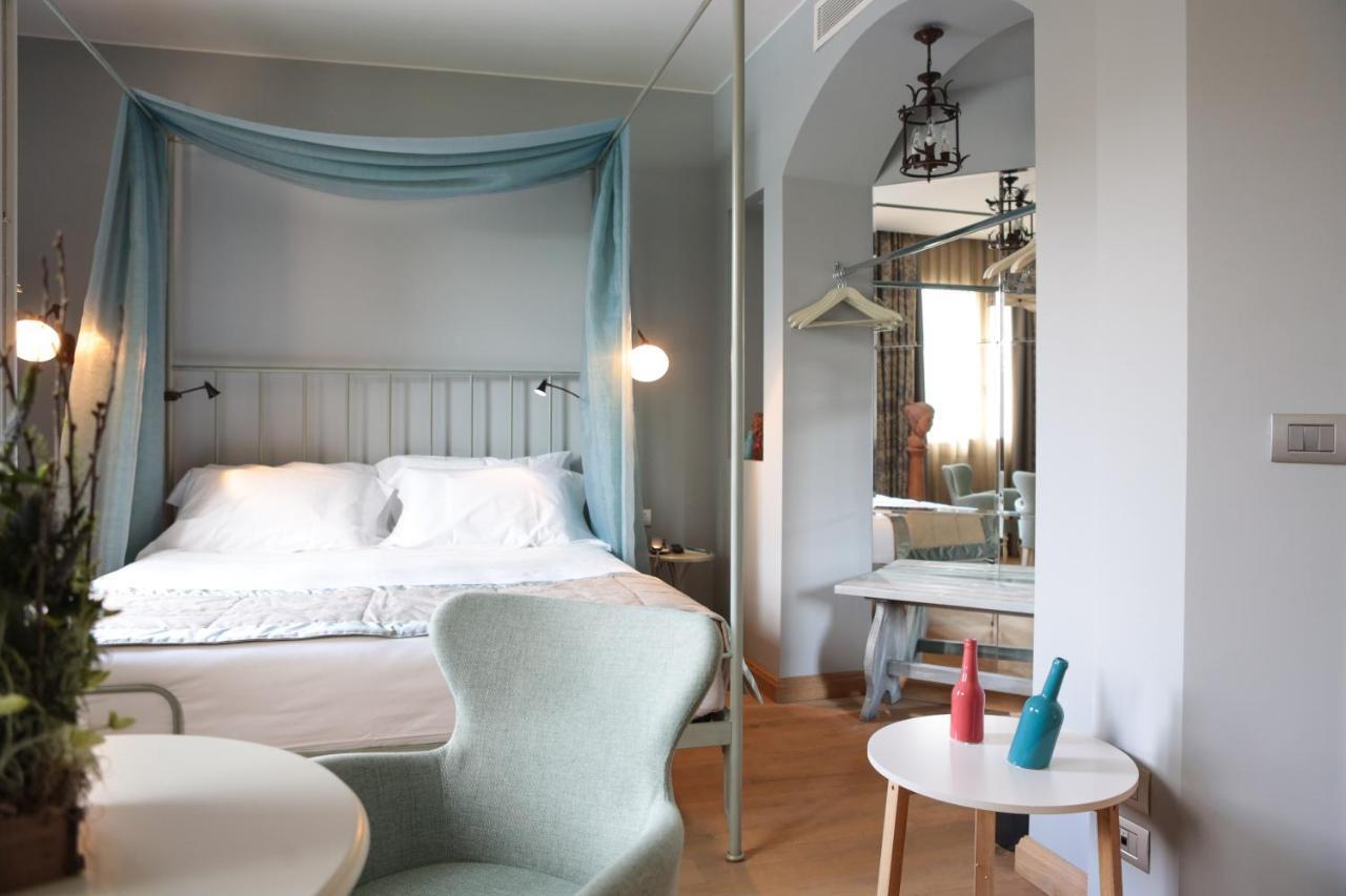 Ville Sull'Arno Firenze Camera foto A room at the hotel